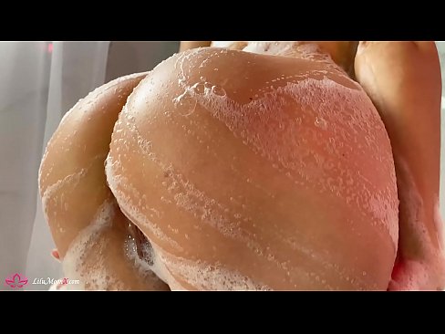 ❤️ 갈색 머리 자위 여자 가 진동 하기 강렬한 오르가즘 에 샤워기 포르노 비디오 우리 ko.pornoreino-com.ru ❌